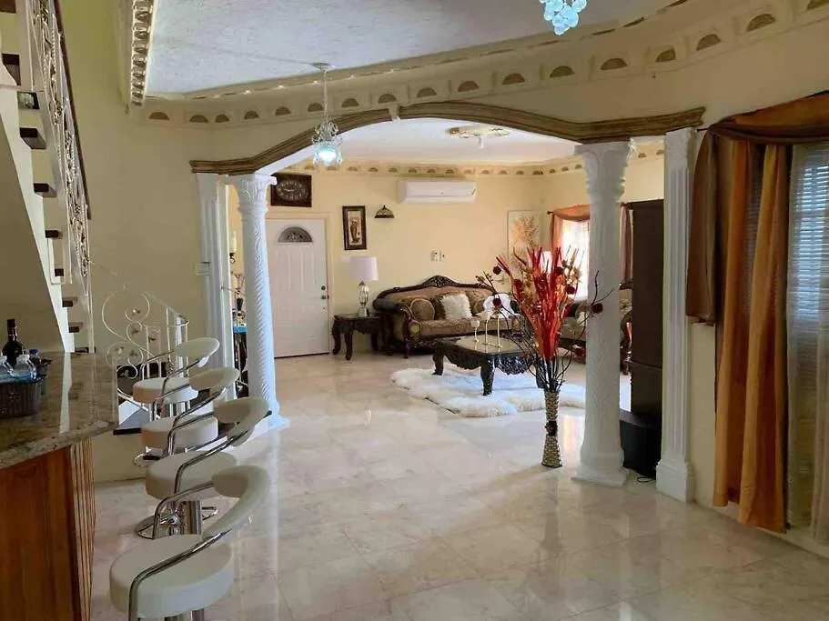 Vila Hill Top View Montego Bay 0*,  Jamajka